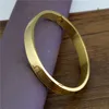 Bracciali per amanti delle vite degli uomini dell'eternità di colore dell'oro di modo del braccialetto dell'acciaio di titanio