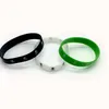Neue 100 stücke buchstaben Drucken Elastische schädel gelee Silikon Armband Trendy Gummi Elastizität Armband Gemischte farben breite Qualität Geschenk