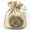 Broderie Chine Fu Chanceux Satin Cordon Sac Cadeau De Noël Sacs pour Bonbons Emballage Sac Party Favors Voyage Bijoux Pochette 11 x 15 cm