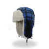 冬の毛皮レイFENG帽子の格子縞のイヤーマフキャップ耳の保護カップル厚み帽子冬レイFENG格子縞の帽子GGA1073