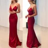 2018 Sexiga Spaghetti Straps V-Neck Aftonklänning Elegant Stain Ärmlös Enkel Aftonklänning Bedövning Mermaid Prom Lökar Billiga