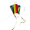 4 pcs Nouveaux parafoils colorés Kite Whole avec 200 cm Tails 30m Ligne extérieur bon volant haute altitude Toys for Children Girls Boy6381280