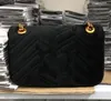 단일 어깨 가방 패션 메신저 가방 새로운 유럽과 미국 디자이너 고품질 aslant pleuche 여성 가방.