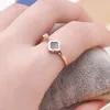 Trébol de cuatro hojas abierto con anillo de diamantes, anillo de trébol de cuatro hojas simple a la moda para mujer, anillo de diamante de acero de titanio para mujer 307h