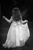 Vintage Prinzessin A-Linie Spitze Blumenmädchenkleid Sheer Jewel 2018 Lange Ärmel Süße bodenlange Schleife am Rücken Günstiges, heißes Verkaufs-Weihnachtskleid 11
