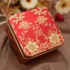 scatola di caramelle rossa in ferro per la festa di nozze cinese