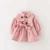 Cappotto di trincea causale della neonata sveglia Cappotto di stile europeo della cintura solida per i bambini 9-36M Cappotto della tuta sportiva del neonato Vestiti caldi