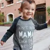 Enfant bébé garçons à manches longues T-shirt Lettre Imprimer Gris Noir Tee En Gros Tops Pour Nouveau-né Bébé Garçon Enfants Vêtements À La Mode Articles 6M-5T