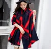 格子縞のスカーフの女性の秋と冬の新しいヨーロッパとイギリスのイギリス風のカシミヤ長い厚い暖かいショールの両面二重の使用
