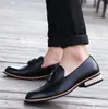 Men Brand Formal Shoes Fashion Leather Doug Casual Flat Tassels Slip-On Driver Dress Loafers Pointed Toe Moccasin Wedding Shoes