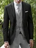 Black Slim Fit Men Wedding Tuxedos Пик-лацканы для жениха Tuxedos Отличный мужской бизнес-ужин Prom Blazer 3 шт. Костюм (куртка + брюки + галстук + жилет) 270