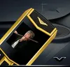 Högkvalitativ upplåst Super Luxury Gold Mobiltelefoner för Man Dual SIM-kort Metallram Rostfritt Stål Mobiltelefon Fall