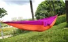 En gros 100 pcs Portable Nylon Parachute Double Hamac Jardin Camping En Plein Air Voyage Survie Hamac Lit De Couchage Pour 2 Personne SN1350