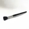 Pro Small Blush Brush # 74 - Pennello per scolpire evidenziatore in polvere piatto tondo per capelli di capra - Strumento per frullare per trucco di bellezza