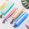 Kids Pencil Case Fashion Pencils Väskor Tjejer Make Up Case Stationery Bags Fashion PVC Pencil Bag