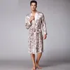 Café et bleu marine hommes robes de soie 2016 mâle Senior Satin vêtements de nuit été longue motif Paisley Robe ensemble manches longues chemise de nuit