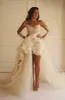 Maison Yeya Abiti da sposa corti in pizzo con strascico staccabile Illusion Manica lunga Sheer Neck Holiday Bridal Due pezzi Abito da sposa