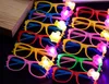 Glow Sunglass Chlidren Yetişkinler Noel Cadılar Bayramı Panjur Shades LED Işık Yanıp Sönen Göz Kırpma Gözlük Güneş Gözlüğü Parti atmosferi Sahne Hediyesi