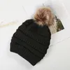 Adultes Fur Pom Bonnets Chapeaux Tricotés à la mode d'hiver de luxe Câble Slouchy Skull Caps Loisirs Fête de la LJJA3101 Beanies