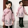 Mädchen-Kleider, Neujahr, chinesischer Cheongsam-Stil, dick, warm, Neujahr, Baby-Mädchen, langärmelig, Prinzessinnen-Kleider für 2–8 Jahre, 2 Farben