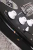 En stock Heavy Relic David Gilmour Signature Black Guitarra eléctrica Afinadores vintage, herrajes cromados, Tremolo Bridge Whammy Bar