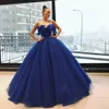 Tiefseeblaue Quinceanera-Kleider, bezauberndes, ärmelloses, flauschiges Ballkleid-Abschlussballkleid mit V-Ausschnitt, glamouröses Vintage-Partykleid, sexy Abendkleider