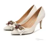 2022-lusso Designer Trendy Women Pumps nastro papillon Grandi scarpe col tacco alto sposa Sexy scarpe da sposa a punta