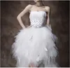 Nyaste Sweetheart Feathers Goose Beads Crystal Prom Party Dresses Tulle Hi-Low Style Cocktail Homecoming Aftonklänningar