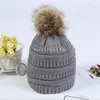 Cappelli invernali con pompon per donna Skullies lavorati a maglia caldi più berretti in velluto Berretto da sci da esterno Cappellino da uomo