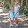 Anne Ve Kızı Elbiseler Aile Eşleştirme Kıyafetler Noel Geyik Kafası Baskı Crossover V Yaka A-Line Diz boyu Anne Ve Bana Yaz Elbise