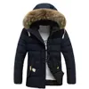 Moda Parkas Mężczyźni Marka Odzież Zimowa Kurtka Mężczyźni Thermal Hooded Grube Coat Casual Futro Hood Ciepłe Kurtki W Dół Znosić Q4