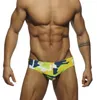 Il marchio del nuovo uomo nuota il cammuffamento dei tronchi di nuoto sexy della vita bassa di nuoto slip swimwear boxer patchwork colore caldo vendita estate