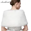 Élégant Nouveau arrivée en fourrure en fourrure en boullature hauban de manteau boléro Brape de châle Cape Cape Bridal Châle des accessoires de mariage nuptiale 170016042749