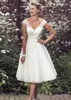 Elegant Tea Length Short Wedding Dresses Cap Sleeves Appliques Lace Wedding Gowns Tulle V Neck Short Bridal Gowns Cheap