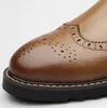 Design de luxo de Couro Lace Up Moderno dos homens de Negócios Vestido Sapatos Brogue Terno Do Casamento Do Partido Formal Calçado Masculino Vestido Sapatos