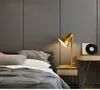 現代のアイアンテーブルランプLEDランプスタディデスクライトシンプルなホテル装飾的な屋内照明ホームベッドルームの装飾ビンテージナイトライト