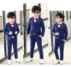 Hochwertiger Kinder-Komplett-Designer-Hochzeitsanzug mit einem Knopf für hübsche Jungen, Maßgeschneiderte Jungenkleidung (Jacke + Hose + Krawatte + Weste) m790