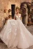 Naviblue Wedding Dresses Sheer Neck Long Sleeve Lace Bridal Gowns robe de Middle East Custom Beach Wedding Dress299y