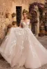 Naviblue 2019 robes de mariée col transparent à manches longues en dentelle appliques robes de mariée robe de mari￩e Moyen-Orient sur mesure robe de mariée de plage