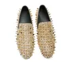 Goldene Glitzerschuhe Männer Modespieße Moccasins rutschen auf Schuhe Größen große Picks Nietmeucasins Männer Schuhe flache Loafer Größe 38-46