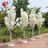 1.5m 5feet ارتفاع أبيض الكرز الاصطناعي أزهر شجرة الرومانية الرومانية يؤدي إلى زفاف مول افتتح الدعائم