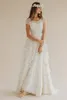 Bohemian 2019 Primavera Estate Beach Abiti da sposa Boho Pizzo Scoop Neck Manica corta Tiered Abiti da sposa lunghi Custom Made in China