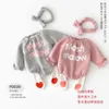 Nuovi vestiti per bambina Inverno caldo maniche lunghe Modello lettera Top neonato con fascia Costume bambino Ropa Bebe