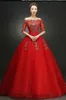 2 اللون الساخن بيع مثير الأحمر 2016 جديد وصول قارب الرقبة نصف أحمر الدانتيل المواد الأميرة بلينغ فستان الزفاف مخصص الكرة بثوب