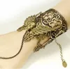 Hot Style Vintage Hand Dekorerad Skull Wing Golden Lace Lady Armband med Personlighet Band Ring Halloween Fashion Classic Exquisite ELEGA