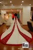 ニュートップ販売安いストラップレス大聖堂の列車の尾の赤と白のブライダルガウン刺繍ウェディングドレス9303158