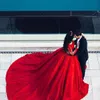 Glamorösa Mellanöstern Bröllopsklänningar Scoop Neck Beads paljetter Lace Appliques Arabia Bridal Dress Red Long Sleeve Ball Gown Weddin1545338