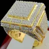 Grossist mode ny guld full diamant inlaid ring för manliga dominerande män imitation ring varm försäljning lyx infoga zircon ring smycken