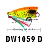 Mini Plastic Popper Crankbaits Lipless Fish Freshwater Fishing Aas Feather haken 4 cm 4,3 g drijvend zwemmend lokmiddel voor bovenste water