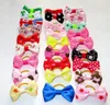 200pcslot diverse pet Cat Dog Hair Bows met rubberen bands verzorgen accessoires schattig huisdierhoofdkleding voor kleine honden4988003